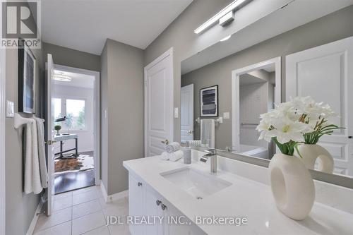 35 Stoneheath Crescent, Markham, ON 