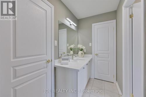 35 Stoneheath Crescent, Markham, ON 
