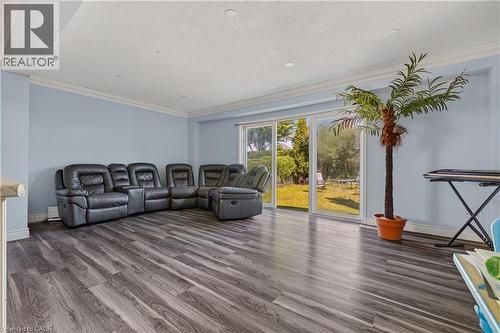 196 Max Becker Drive, Kitchener, ON 