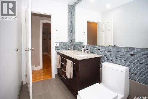 6 Harrington Place, Saskatoon, SK 