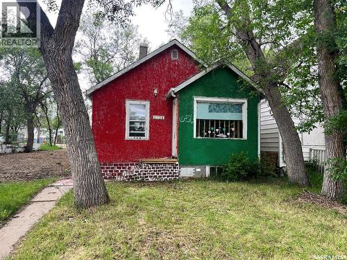 1024 Athol Street, Regina, SK 