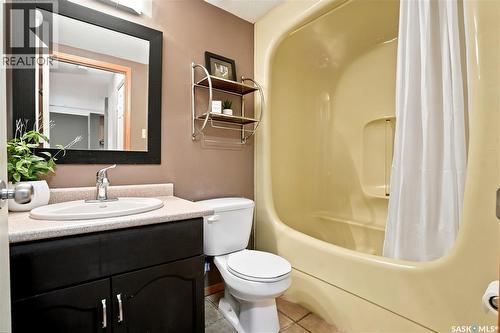 203 910 9Th Street E, Saskatoon, SK 