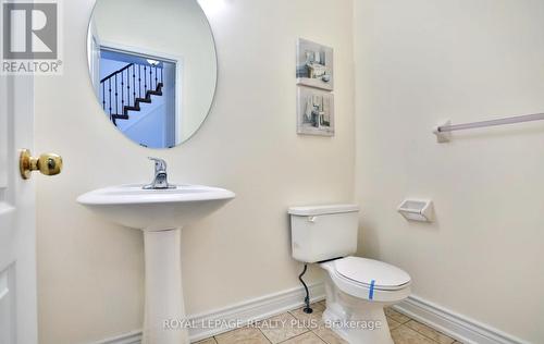 3877 Stardust Drive, Mississauga, ON - Indoor Photo Showing Bathroom