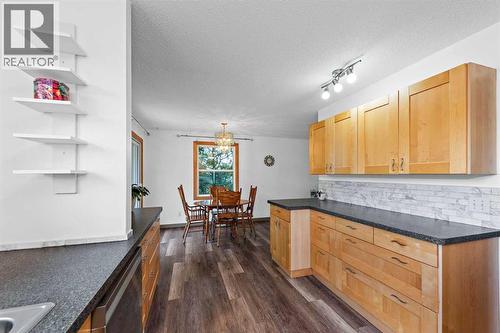 16 Rundleson Way Ne, Calgary, AB 