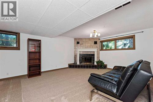 16 Rundleson Way Ne, Calgary, AB 