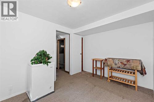 16 Rundleson Way Ne, Calgary, AB 