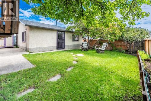 16 Rundleson Way Ne, Calgary, AB 