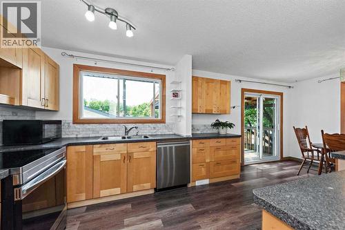 16 Rundleson Way Ne, Calgary, AB 