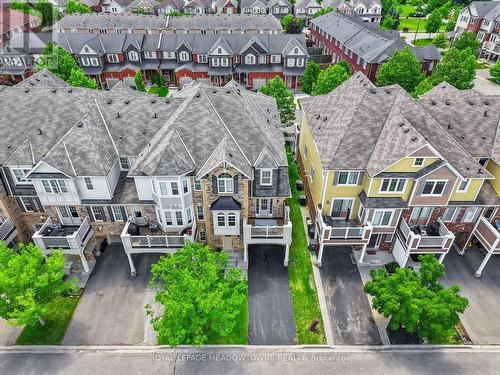 521 Cavanagh Lane, Milton, ON 