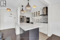 1402 - 3170 KIRWIN AVENUE  Mississauga, ON L5A 3R1