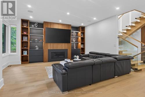 1438 Garnet Avenue, Mississauga, ON 