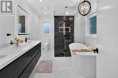1438 Garnet Avenue, Mississauga, ON 
