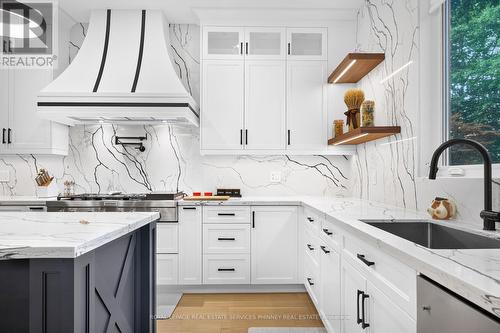 1438 Garnet Avenue, Mississauga, ON 