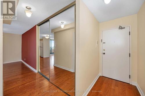 1903 - 71 Somerset Street W, Ottawa, ON 