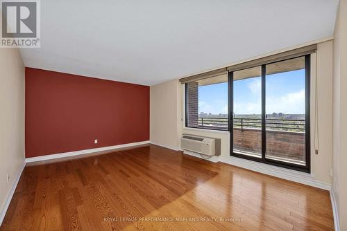 1903 - 71 Somerset Street W, Ottawa, ON 