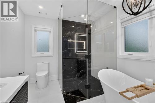 1438 Garnet Avenue, Mississauga, ON 