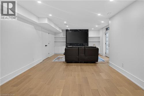 1438 Garnet Avenue, Mississauga, ON 