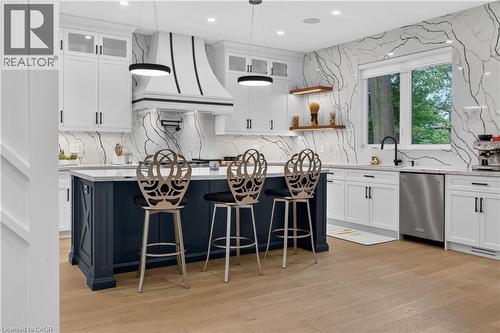 1438 Garnet Avenue, Mississauga, ON 