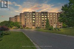 215 - 334 QUEEN MARY ROAD  Kingston (West Of Sir John A. Blvd), ON K7M 7E7