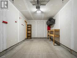 Garage - 