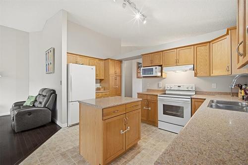 19 Pentonville Crescent, Winnipeg, MB 