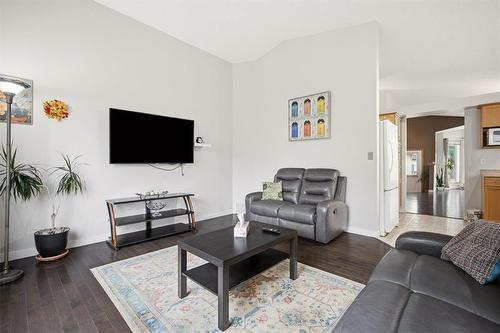 19 Pentonville Crescent, Winnipeg, MB 