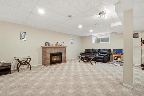 19 Pentonville Crescent, Winnipeg, MB 
