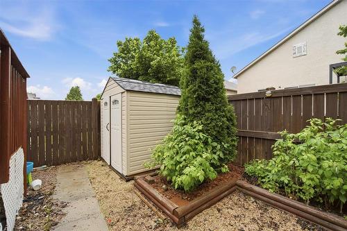 19 Pentonville Crescent, Winnipeg, MB 