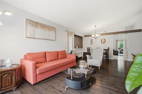 19 Pentonville Crescent, Winnipeg, MB 