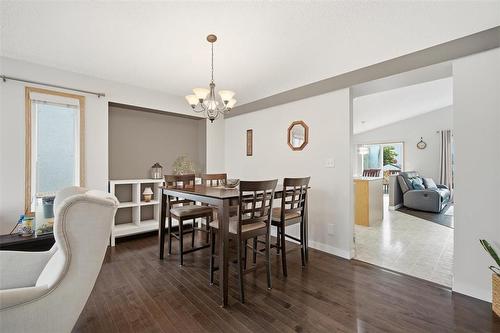 Dining Room - 19 Pentonville Crescent, Winnipeg, MB 