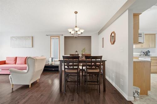 19 Pentonville Crescent, Winnipeg, MB 
