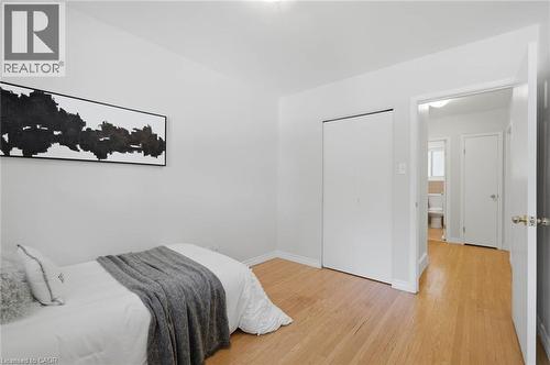 19 Taylor Avenue, Cambridge, ON 