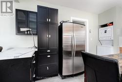 Granny suite kitchen - 