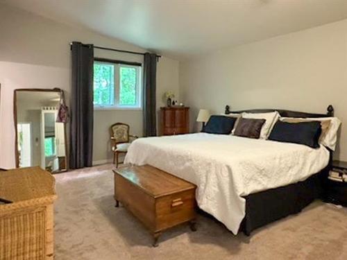 17 Ethel St, Gimli, MB 