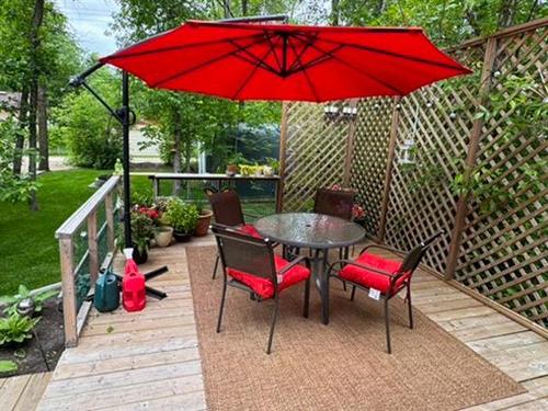 17 Ethel St, Gimli, MB 