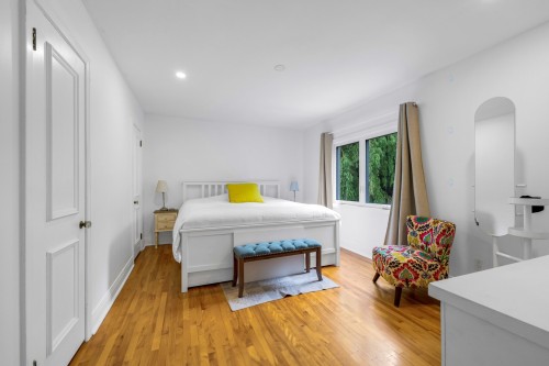 Master Bedroom - 105 Av. Jasper, Beaconsfield, QC 