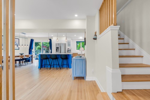 Mud Room - 105 Av. Jasper, Beaconsfield, QC 