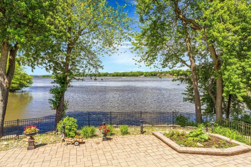 Accès au plan d'eau - 10 Ch. De L'Île-Claude, L'Île-Perrot, QC 
