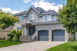 41 Rue Vincent-Blouin Kirkland, QC H9J 4B3