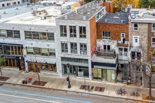 Front of Structure - 4159 Rue St-Denis, Montréal (Le Plateau-Mont-Royal), QC - Outdoor