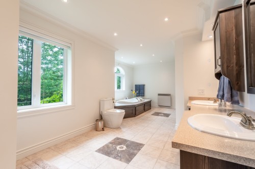 Master Bathroom - 735 Ch. Brousseau, Labelle, QC 