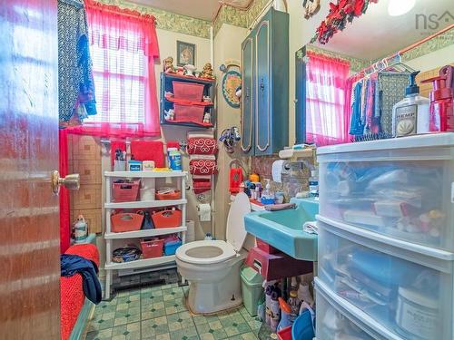 219 Windmill Road, Dartmouth, NS 