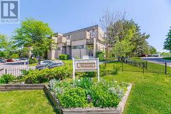 137 - 2095 ROCHE COURT  Mississauga, ON L5K 2C8