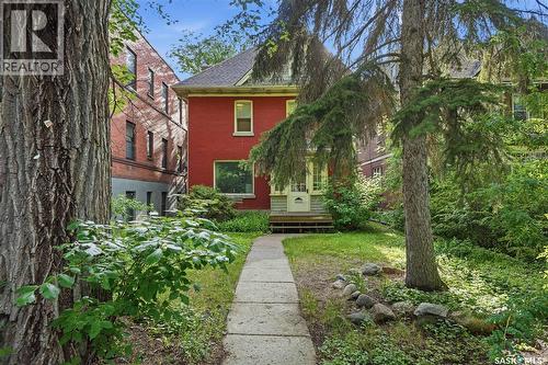 2070 Garnet STREET  Regina, SK S4T 2Z6
