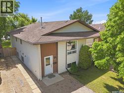 241-239 Molloy STREET  Saskatoon, SK S7K 6J3