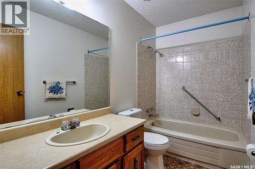 50 Robinson Crescent, Saskatoon, SK 