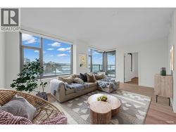 320 755 HARBOURSIDE DRIVE  North Vancouver, BC V7P 0G1