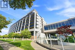 502 - 1040 THE QUEENSWAY AVENUE N Toronto, ON M8Z 0A7