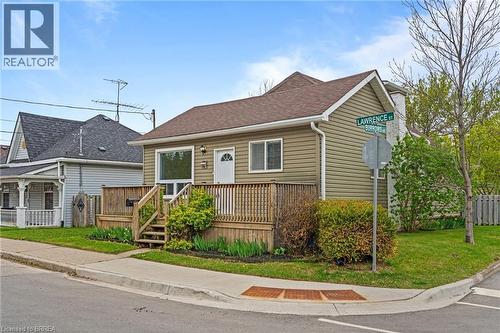 44 Lawrence Street, Brantford, ON - Outdoor With Deck Patio Veranda