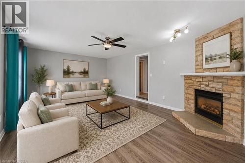 44 Lawrence Street, Brantford, ON - Indoor Photo Showing Living Room With Fireplace